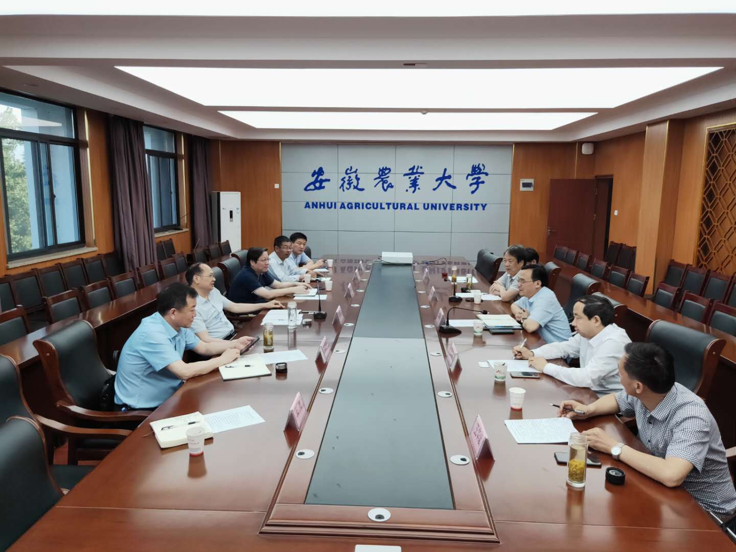 集團公司黨委書記、董事長詹先豪赴安徽農(nóng)業(yè)大學(xué)廬江郭河國家農(nóng)業(yè)科技創(chuàng)新與集成示范基地考察